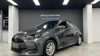 Gebruikt 2020 Toyota Yaris Hatchback | € 17.999 (Eerlijke prijs)
