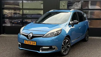 Blauw (metallic) Gebruikt 2014 Renault Grand Scénic III Bose Edition MPV | € 5.999 (Goede deal)