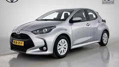 Gebruikt 2024 Toyota Yaris Hybrid Active Hatchback | € 22.990 (Eerlijke prijs)