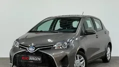 Zilver Gebruikt 2017 Toyota Yaris Executive Hatchback | € 13.950 (Eerlijke prijs)