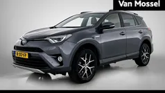 Gebruikt 2017 Toyota RAV4 Hybrid Style SUV | € 22.400 (Eerlijke prijs)