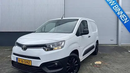 Wit Gebruikt 2024 Toyota Proace City City MPV | € 18.750 (Super prijs)