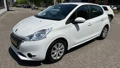 Wit Gebruikt 2013 Peugeot 208 Active Hatchback | € 8.495 (Eerlijke prijs)