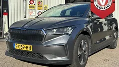 Grijs Occasion 2022 Skoda Enyaq iV SUV | € 25.449 (Eerlijke prijs)