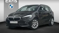Zwart Gebruikt 2020 BMW 218 Executive Stationwagen | € 24.850 (Eerlijke prijs)