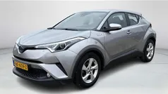 Grijs Gebruikt 2017 Toyota C-HR SUV | € 18.450 (Eerlijke prijs)