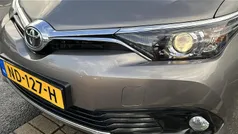 Bruin Gebruikt 2015 Toyota Auris Stationwagen | € 14.945 (Eerlijke prijs)