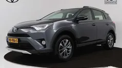 Gebruikt 2016 Toyota RAV4 Hybrid Style SUV | € 22.445 (Eerlijke prijs)