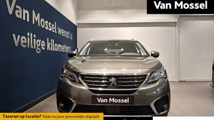 Grijs Gebruikt 2020 Peugeot 5008 Premium SUV | € 22.935 (Eerlijke prijs)