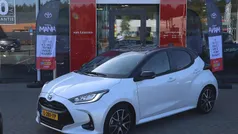 Wit Gebruikt 2021 Toyota Yaris Hybrid Executive Hatchback | € 21.700 (Eerlijke prijs)