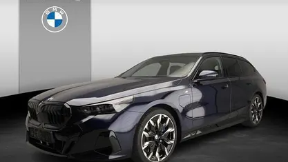 Occasion 2025 BMW 550e M Sport Stationwagen | € 114.900