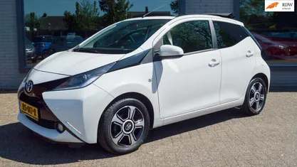 Occasion 2018 Toyota Aygo Hatchback | € 12.200 (Eerlijke prijs)