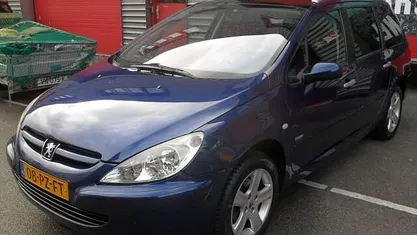 Blauw Gebruikt 2005 Peugeot 307 Stationwagen | € 1.499 (Eerlijke prijs)