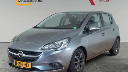 Grijs Occasion 2022 Opel Corsa Edition Hatchback | € 13.945 (Super prijs)
