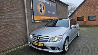 Grijs Gebruikt 2009 Mercedes C350 Elegance Sedan | € 12.445 (Eerlijke prijs)