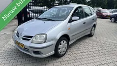 Gebruikt 2005 Nissan Almera Tino MPV | € 1.450 (Eerlijke prijs)