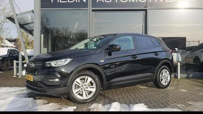Zwart Occasion 2020 Opel Grandland X Edition SUV | € 17.440 (Eerlijke prijs)