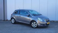 Gebruikt 2010 Opel Corsa Edition Hatchback | € 1.499 (Eerlijke prijs)