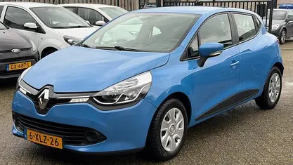 Occasion 2014 Renault Clio IV Expression Hatchback | € 6.945 (Eerlijke prijs)