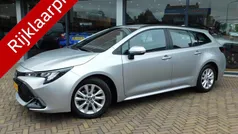 Gebruikt 2024 Toyota Corolla Hybrid Active Stationwagen | € 29.400 (Eerlijke prijs)