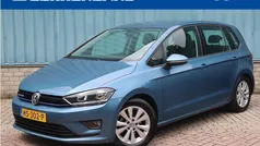 Blauw, metallic lak Gebruikt 2016 VW Golf Sportsvan Comfortline MPV | € 13.945 (Eerlijke prijs)