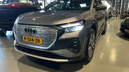 Grijs (metallic) Occasion 2021 Audi Q4 Sportback e-tron Advanced Plus SUV | € 28.990 (Eerlijke prijs)