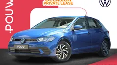 Blauw Gebruikt 2024 VW Polo Life Hatchback | € 22.900 (Eerlijke prijs)