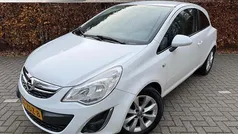 Gebruikt 2012 Opel Corsa Edition Hatchback | € 3.950 (Eerlijke prijs)