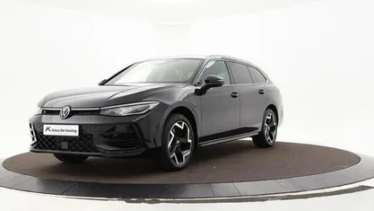Occasion 2024 VW Passat R-line Edition Stationwagen | € 44.440 (Goede deal)