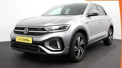 Zilver Gebruikt 2023 VW T-Roc R-line SUV | € 32.890 (Eerlijke prijs)