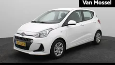 Wit Gebruikt 2019 Hyundai i10 Comfort Hatchback | € 9.440 (Eerlijke prijs)