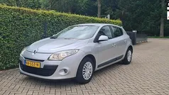 Grijs Gebruikt 2011 Renault Mégane GT Line GT-Line Hatchback | € 3.450 (Eerlijke prijs)