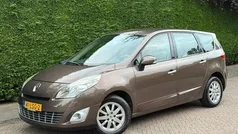 Bruin Gebruikt 2010 Renault Grand Scénic III Privilege MPV | € 7.750 (Eerlijke prijs)