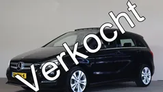 Zwart Gebruikt 2015 Mercedes B200 Prestige MPV | € 17.450 (Eerlijke prijs)