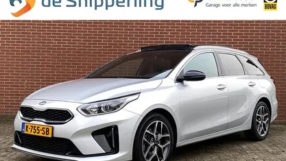 Grijs Occasion 2021 Kia Ceed GT-Line Hatchback | € 21.745 (Eerlijke prijs)