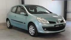 Blauw Gebruikt 2007 Renault Clio II Dynamique Hatchback | € 3.450 (Eerlijke prijs)