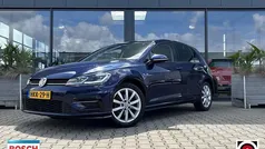 Blauw Gebruikt 2018 VW Golf VII Highline Hatchback | € 19.400 (Eerlijke prijs)