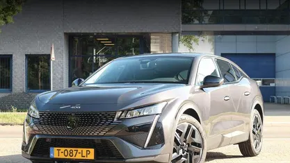 Gebruikt 2023 Peugeot 408 Allure Sedan | € 25.845 (Eerlijke prijs)