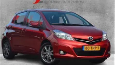Rood Gebruikt 2012 Toyota Yaris Hatchback | € 10.999 (Eerlijke prijs)