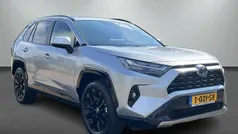 Gebruikt 2023 Toyota RAV4 Style SUV | € 41.901 (Eerlijke prijs)