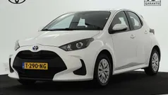 Gebruikt 2022 Toyota Yaris Hybrid Active Hatchback | € 20.900 (Eerlijke prijs)