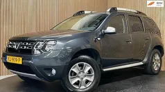 Grijs Gebruikt 2016 Dacia Duster Lauréate SUV | € 8.895 (Goede deal)
