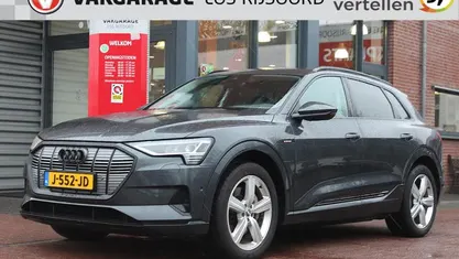 Grijs Gebruikt 2020 Audi e-tron SUV | € 23.695 (Goede deal)