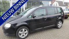 Zwart, metallic lak Gebruikt 2005 VW Touran Highline MPV | € 1.999 (Eerlijke prijs)