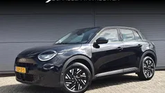 Zwart Gebruikt 2024 Fiat 600 Urban SUV | € 28.385 (Eerlijke prijs)