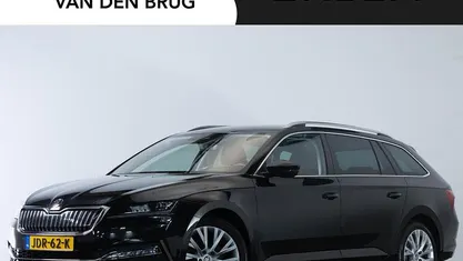 Zwart Gebruikt 2021 Skoda Superb Business Line Stationwagen | € 28.095 (Eerlijke prijs)