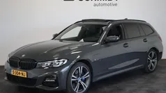 Grijs Gebruikt 2022 BMW 330 Executive Stationwagen | € 41.750 (Eerlijke prijs)