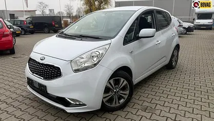 Wit Gebruikt 2018 Kia Venga Hatchback | € 16.845 (Eerlijke prijs)