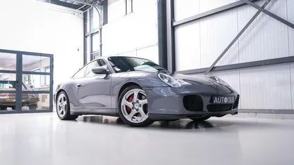 Grijs Occasion 2002 Porsche 911 Carrera 4S Coupé | € 39.996 (Eerlijke prijs)