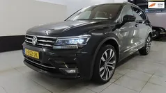 Zwart Gebruikt 2021 VW Tiguan Allspace Highline SUV | € 32.999 (Eerlijke prijs)